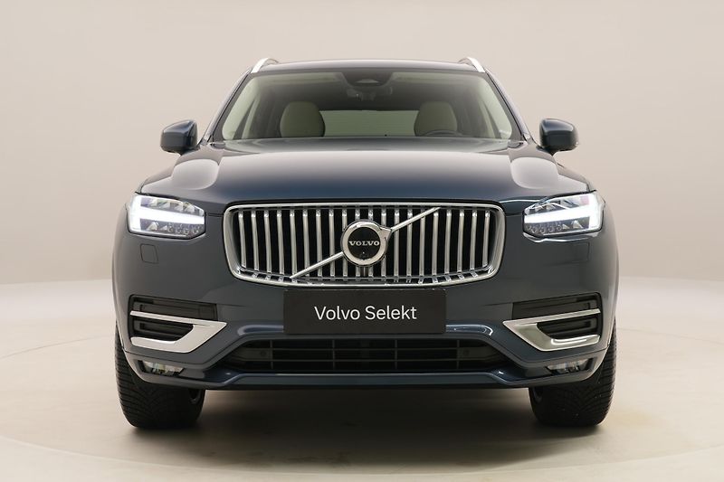 Volvo XC90 B5 AWD PLUS BRIGHT REZERVACE - fotka 16 z 58
