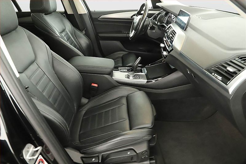 BMW X3 (2017) xDrive20d - fotka 7 z 21