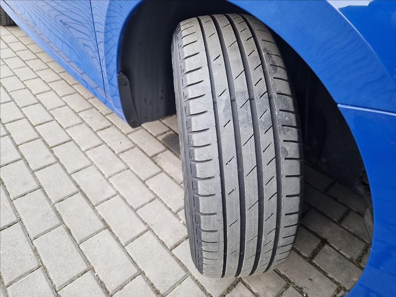 Škoda Octavia 2.0TDI,původ ČR,1.Maj,2x kola - fotka 46 z 50