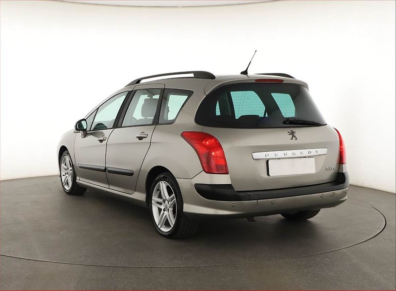 Peugeot 308 (2009) 1.6 HDi, po STK, slušný stav - fotka 4 z 11