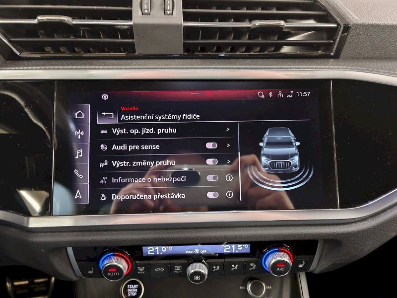 Audi Q3 (2022) 2.0 TDI 147 kW DSG Quattro S L - fotka 13 z 30