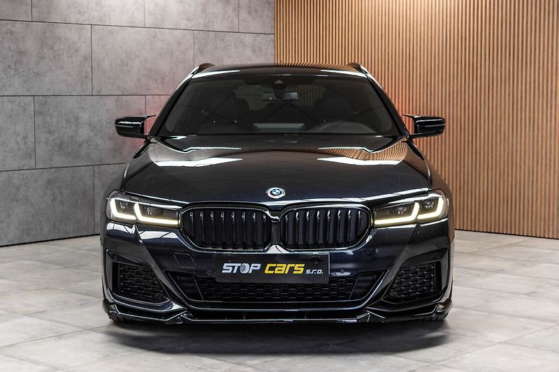 BMW Řada 5 520d xD ///M*ZÁRUKA*TAŽNÉ*ČR* - fotka 2 z 42