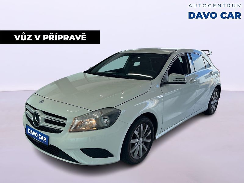 Mercedes-Benz Třídy A 1,6 200 115kW Sport - fotka 6 z 17