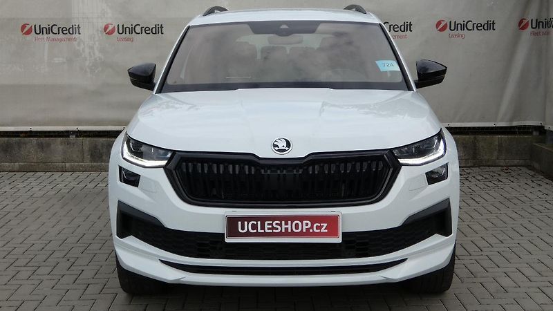 Škoda Kodiaq 2,0 TSI Sportline DSG 4x4 - fotka 2 z 28