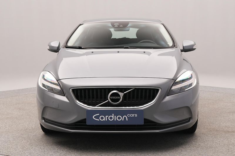 Volvo V40 D2 KINETIC  - fotka 15 z 47