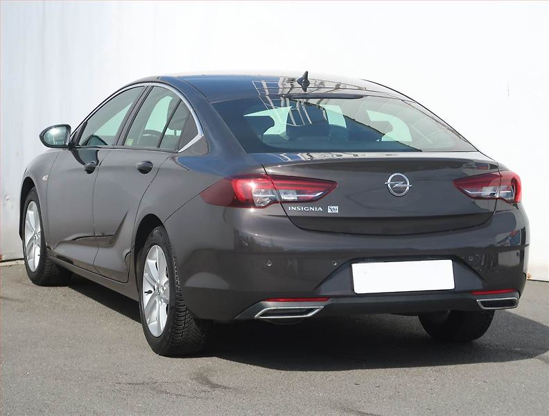 Opel Insignia (2021) 2.0 CDTI, Automat, Serv.kniha - fotka 4 z 22