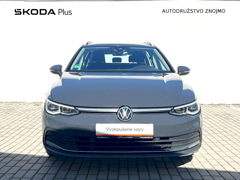 Volkswagen Golf (2022) VARIANT 1,5 eTSI 96KW DSG STYL - fotka 4 z 23