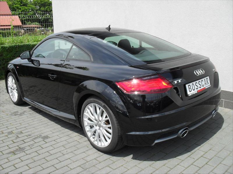 Audi TT 2,0 TDI Ultra 135Kw S-Line LED - fotka 4 z 29