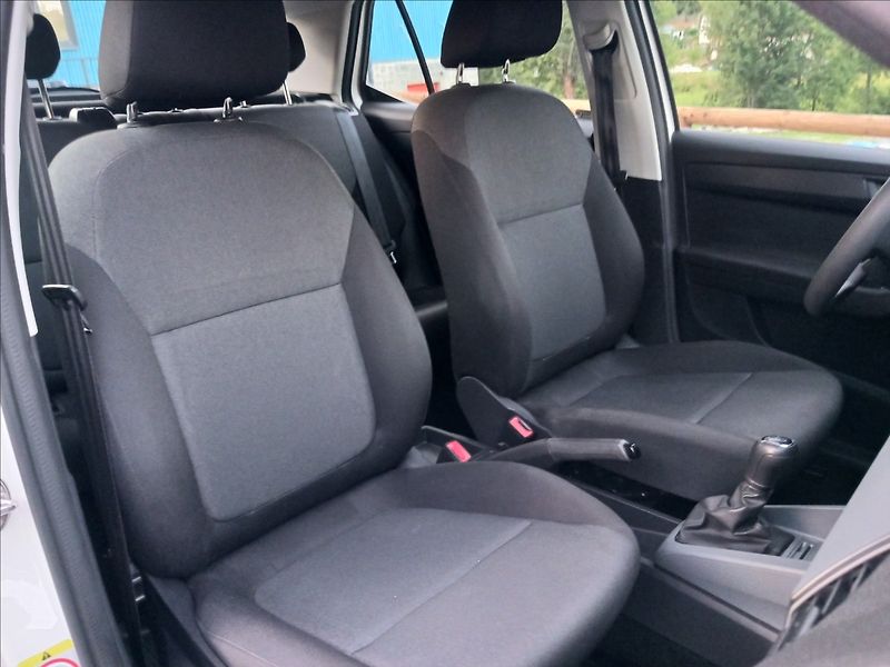 Škoda Fabia 1,0 III FC ACT, 1 Majitel - fotka 19 z 24