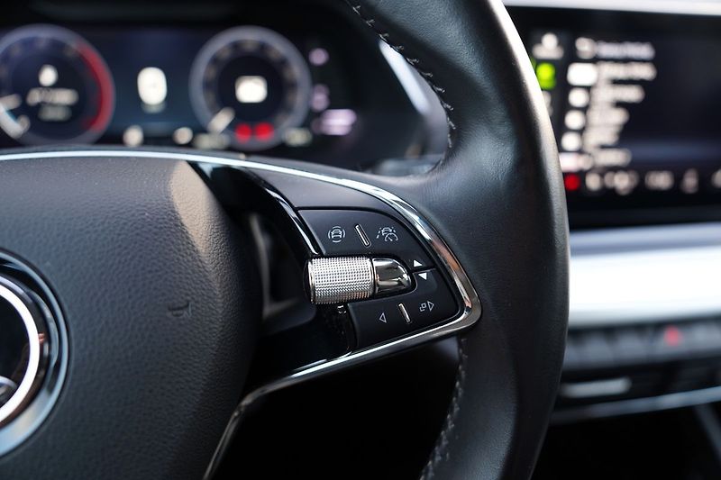Škoda Octavia kombi IV  2.0 TDI/120 PS/navi - fotka 48 z 48