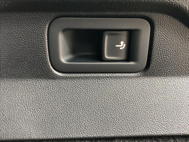 Volkswagen ID.4 1,0 195kW kap. 77kWh 4Motion - fotka 13 z 32