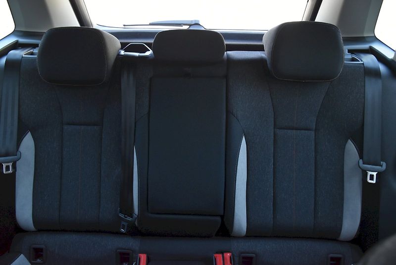 Škoda Kamiq (2025) Top Selection 1,0 TSI 85 kW 6- - fotka 27 z 33