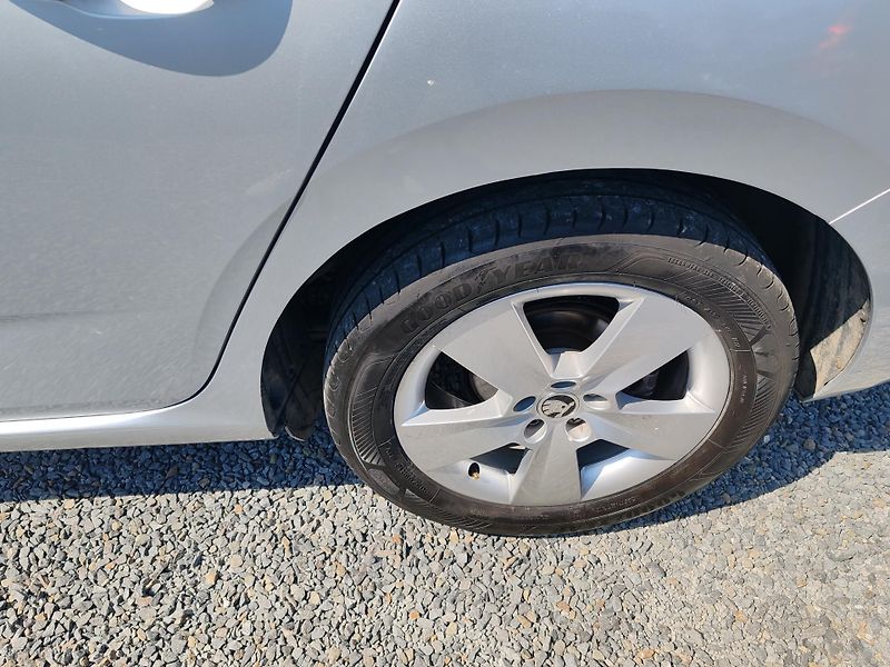 Škoda Scala 1.0 TSI 85KW - fotka 11 z 25