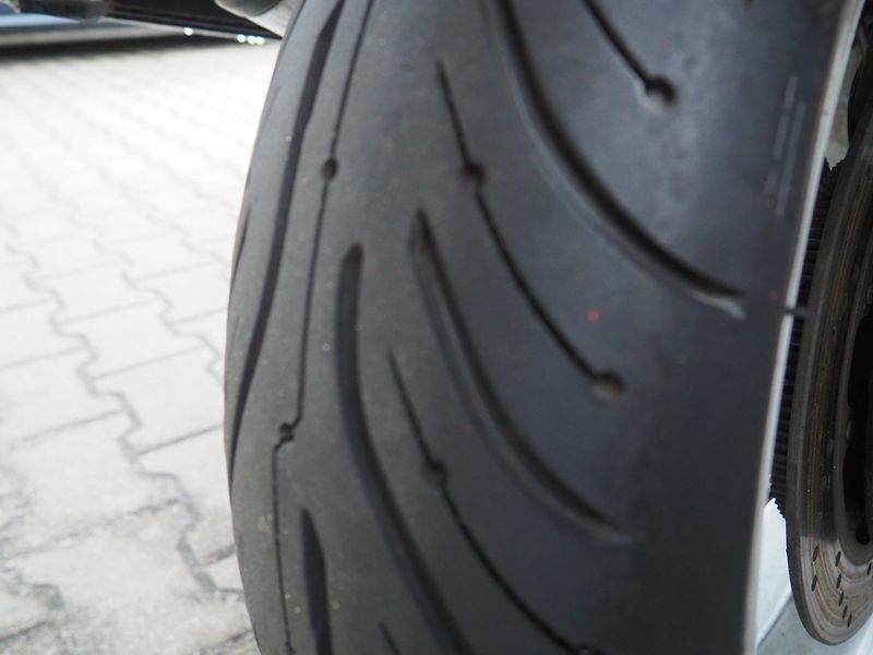 BMW K 1200 RS (2001) - fotka 9 z 13