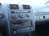 Volkswagen Touran (2013) Comfortline 2.0 TDI - náhled 12