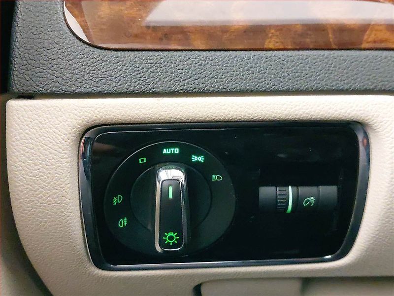 Škoda Superb (2015) Elegance 2.0 TDI, Tempomat - fotka 22 z 26