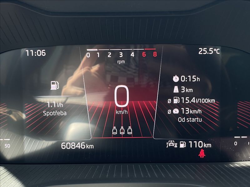 Škoda Karoq 1,5 TDI Ambition LED+PDC TAŽNÉ - fotka 10 z 24