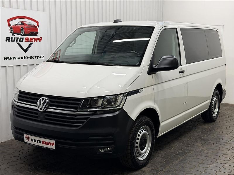 Volkswagen Transporter 2.0TDI 110kW DSG KOMBI 1M - fotka 1 z 39