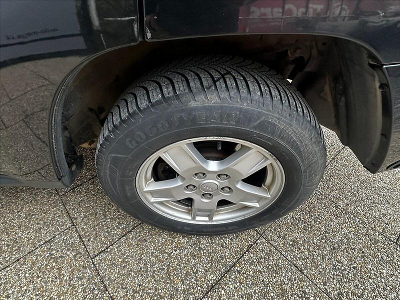 Jeep Grand Cherokee 3,7 154kW-LPG-SERVIS!! - fotka 31 z 37