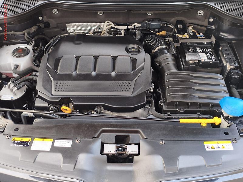 Škoda Karoq (2025) 2.0TDi 4x4, 1.maj,ČR - fotka 7 z 23