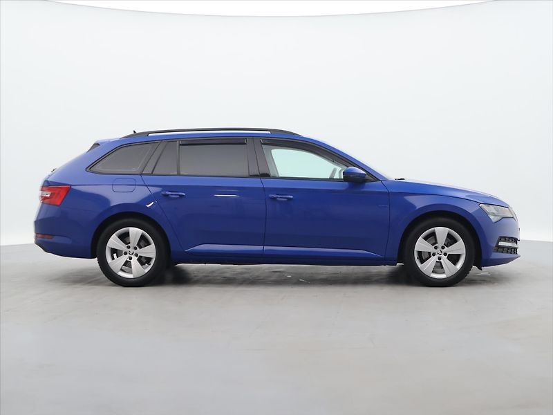 Škoda Superb 2,0 TDI 110kW Serv.Kniha - fotka 8 z 26
