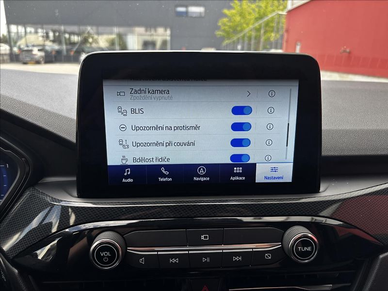 Ford Kuga 1,5 EcoBoost 110kW ST-Line - fotka 30 z 34