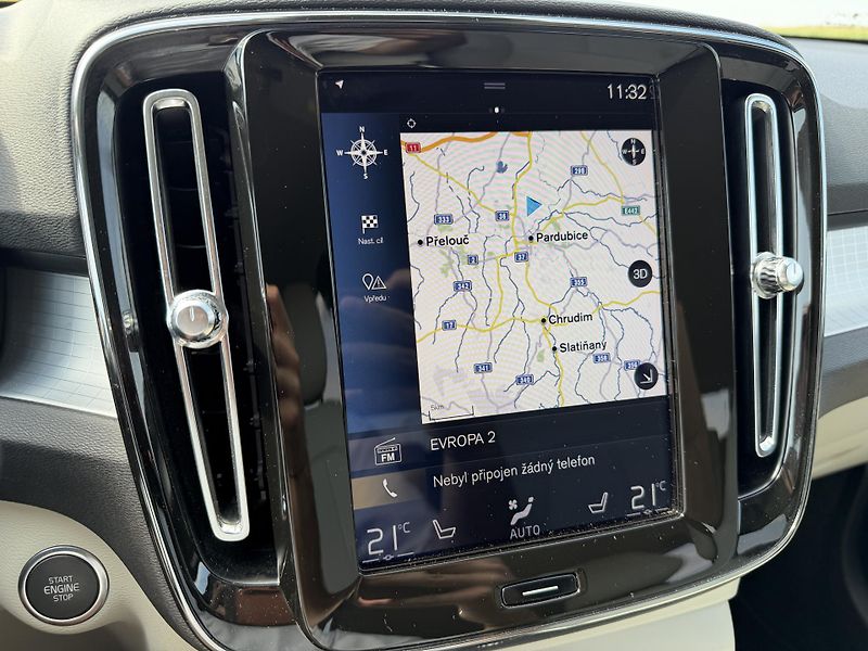 Volvo XC40 2.0 T4 4X4 360K KŮŽE ČR DPH! - fotka 20 z 45