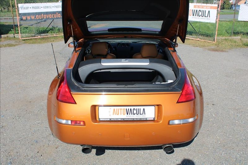 Nissan 350 Z 3,5 i  1.majitel,ČR,TOP STAV - fotka 12 z 35
