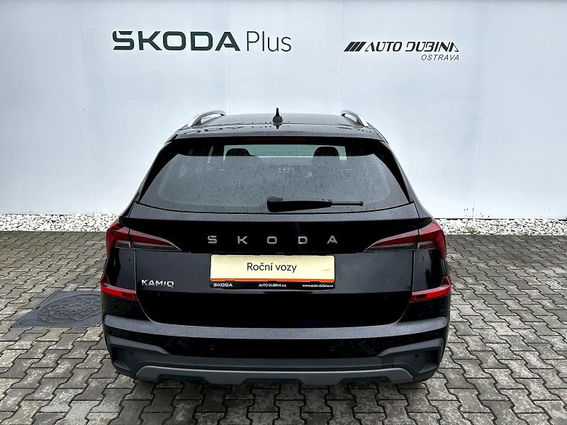 Škoda Kamiq (2025) 1.5 TSI 110kW MP6 Top Selectio - fotka 6 z 35