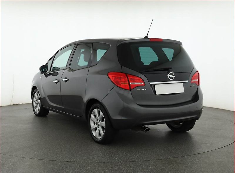 Opel Meriva (2010) 1.4 Turbo, Tempomat - fotka 4 z 15