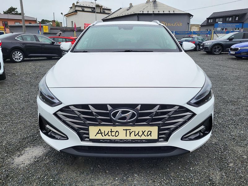 Hyundai i30 WG 1.5 T-GDI 118kW SMART *ČR - fotka 31 z 44