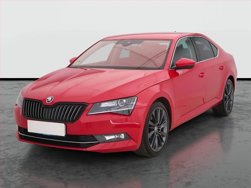 Škoda Superb (2019) Style 2.0 TDI, Automat - fotka 2 z 19