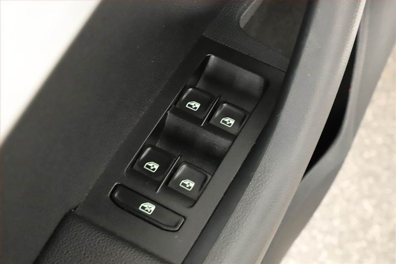 Škoda Octavia (2018) 1.6 TDI, Automat - fotka 13 z 13