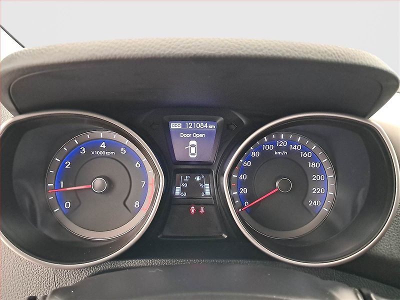 Hyundai i30 (2015) 1.6 MPI, ČR,1.maj, Serv.kniha - fotka 11 z 19