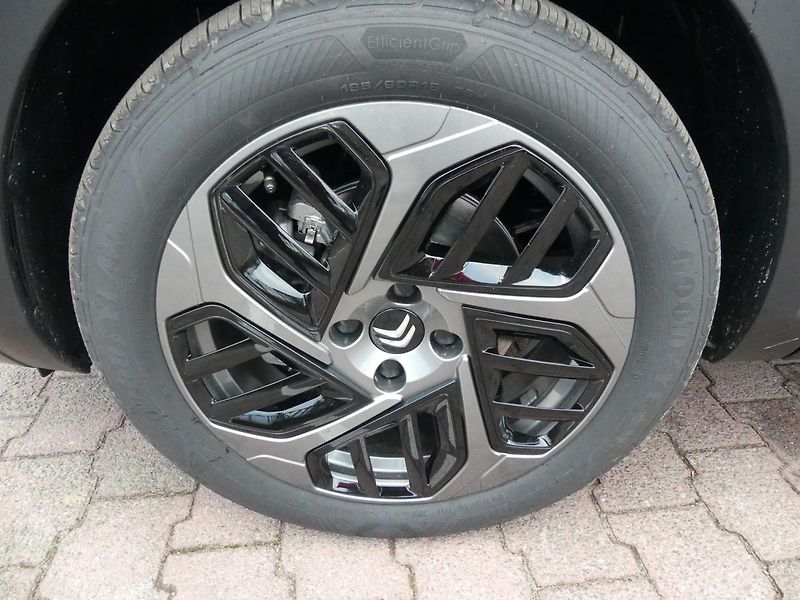 Citroën C4 (2026) MAX Petrol 130k Automatic - fotka 21 z 21
