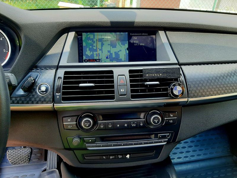 BMW X6 (2009) - fotka 24 z 24