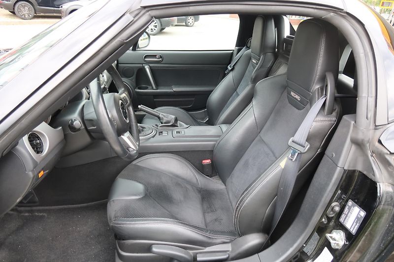 Mazda MX-5 (2010) 2,0G 118 kW Recaro, hardtop - fotka 15 z 32