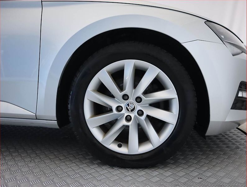 Škoda Superb (2022) Ambition 2.0 TDI, Serv.kniha - fotka 15 z 24