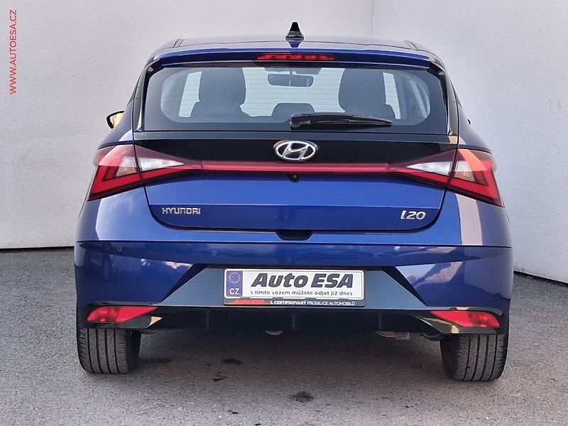 Hyundai i20 (2020) 1.0 T-GDi, +ALU, kamera - fotka 5 z 16