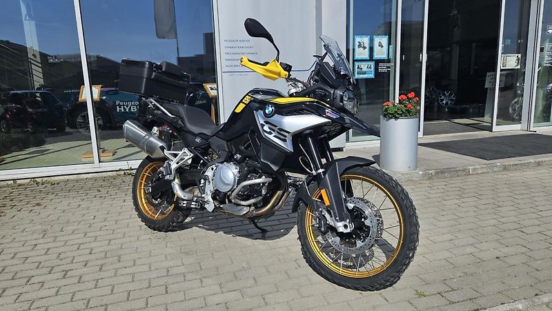 BMW F 850 GS (2021) Limitovaná edice 40 Years GS - fotka 5 z 8