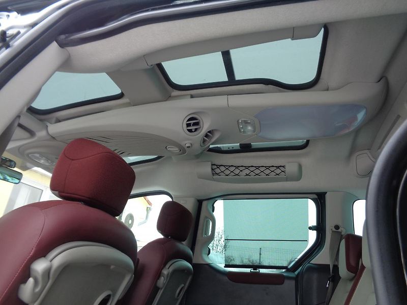 Citroën Berlingo 1,6 HDI  Multispace - fotka 13 z 17