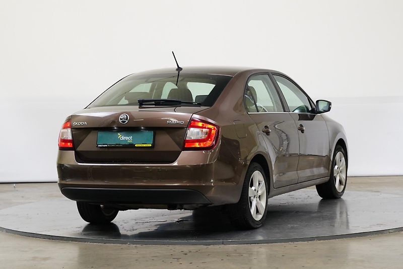 Škoda Rapid - fotka 2 z 22