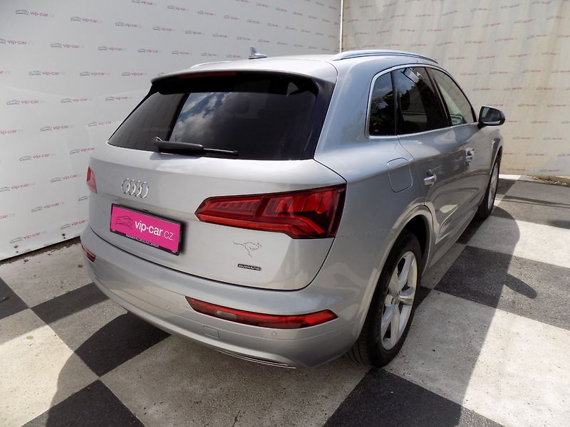 Audi Q5 (2020) 40TDI/S-Line/PANO/4x4/LED/ - fotka 8 z 45