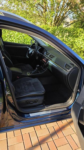 Škoda Superb (2022) - fotka 26 z 32