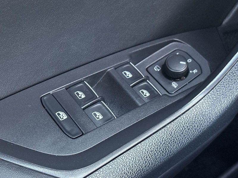 Škoda Kodiaq (2019) 2.0 TSI 4x4 DSG L&K - fotka 17 z 31