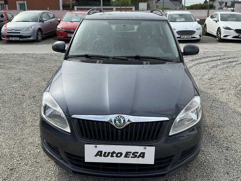 Škoda Fabia (2012) 1.2 HTP, STK3/28 - fotka 2 z 15