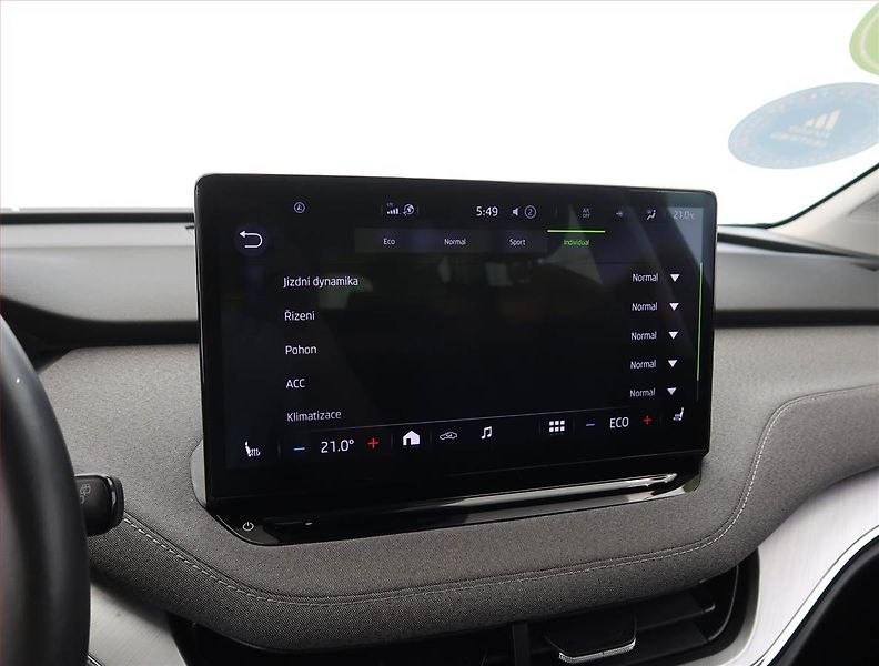 Škoda Enyaq (2022) iV 80 (82 kWh), SoH 92% - fotka 22 z 31