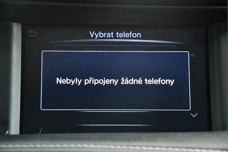 Infiniti QX30 220 CDI 4MATIC PANO ACC - fotka 38 z 52