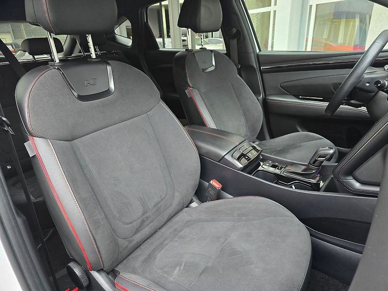 Hyundai Tucson 1.6 T-GDi N-Line DCT, serv.kn. - fotka 22 z 28