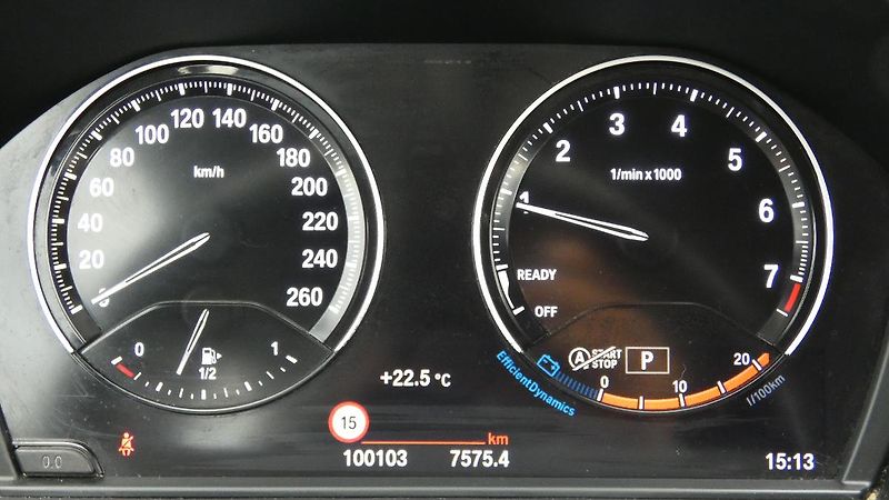 BMW X1 sDrive 18i - fotka 13 z 24